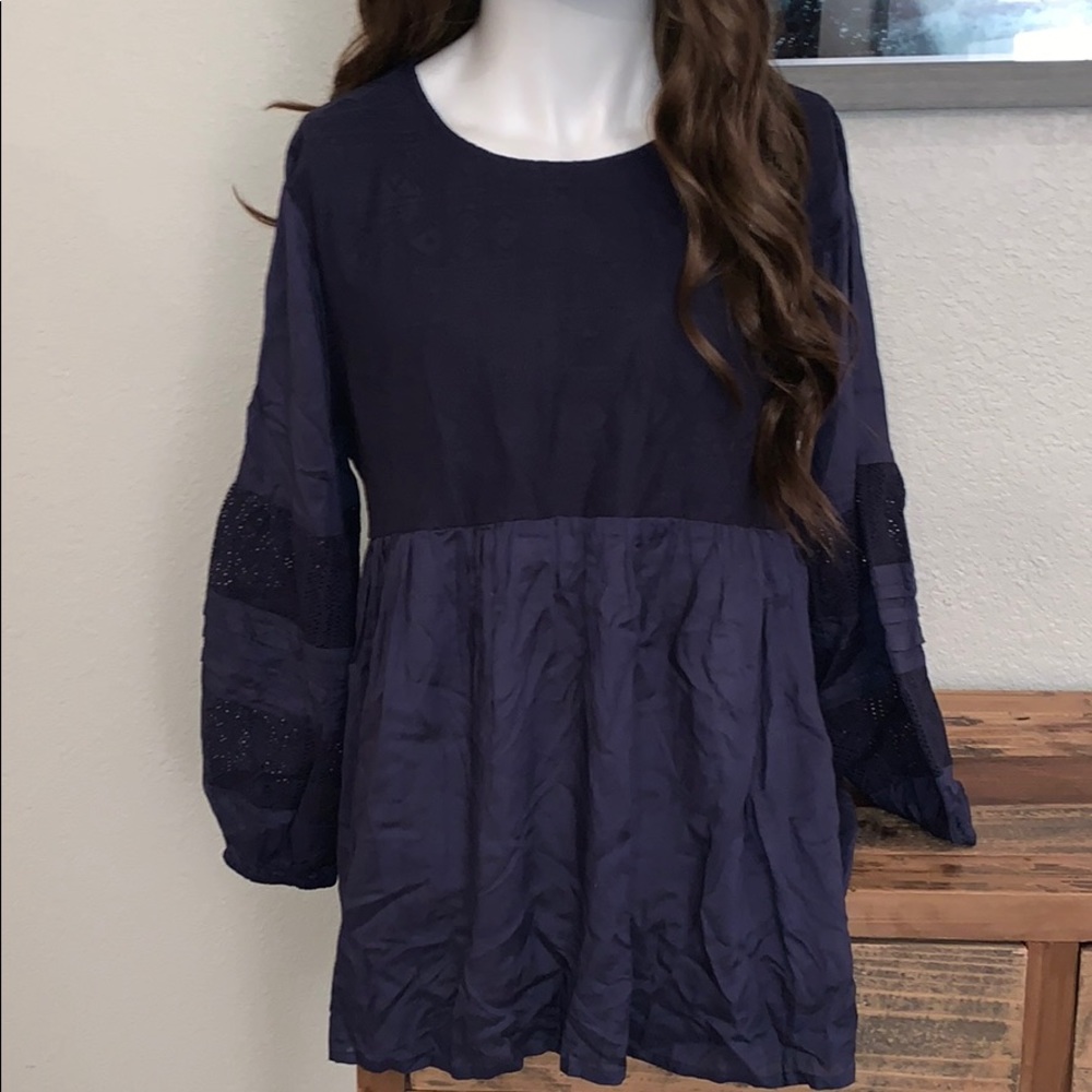 (New) navy World Market shirt ( Tunic)